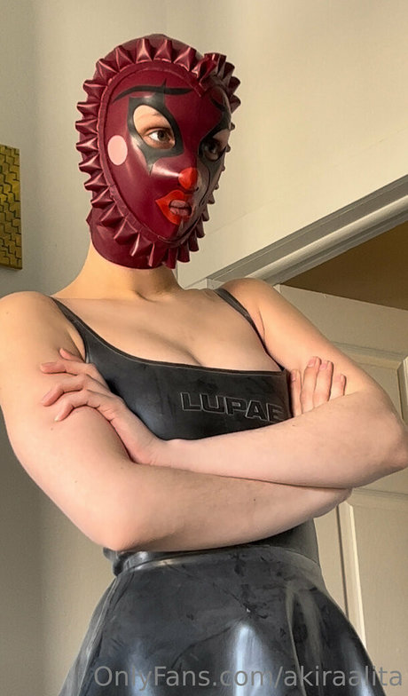 akiraalita star pretty pictures