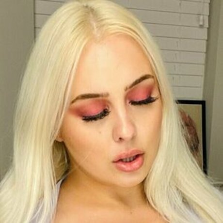 mistyxrenn exclusive pornstar pic