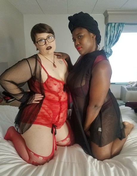 woodskinkcafe free pornstar galleries