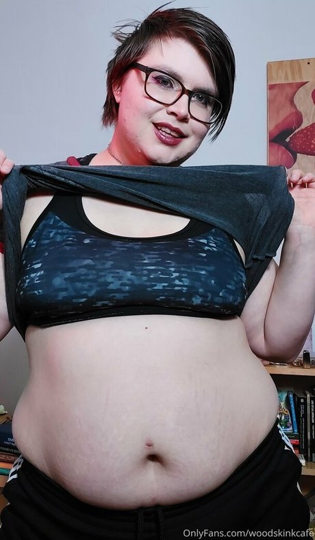 woodskinkcafe erotic actress archive