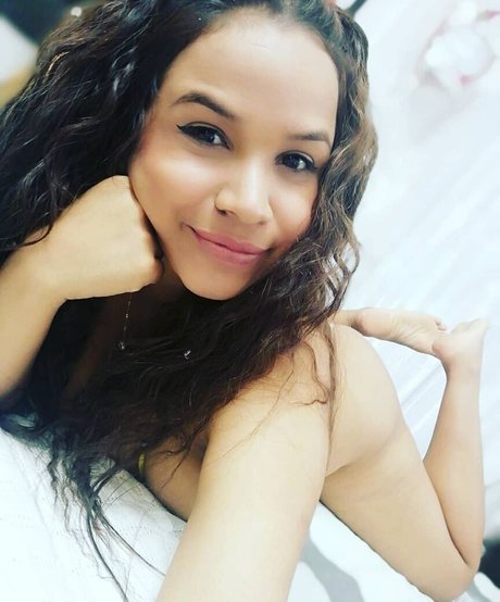 Isa Gomez star xxx pic