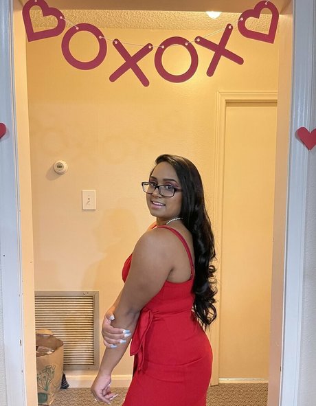 punzwithbunz model nude pics