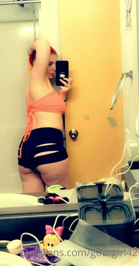 gothgirl42 sexy model photos
