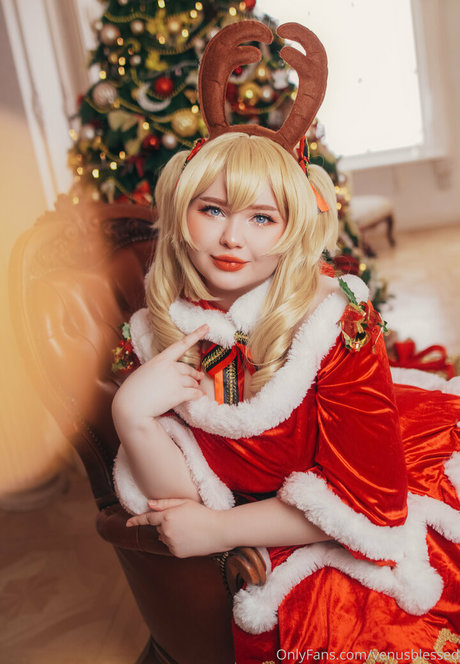 venusblessed star nude pics