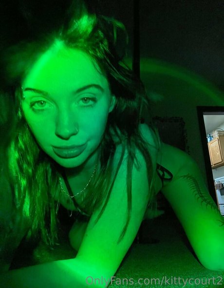 Kittycourty sex star picture