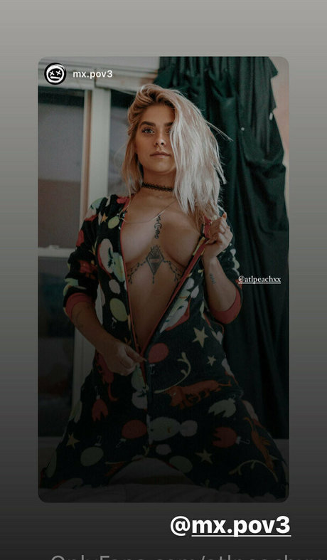 Atlpeachxx hot star image