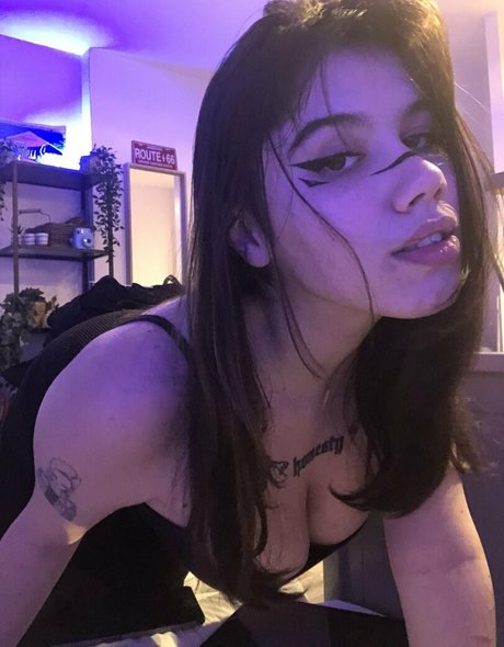 Kenxcie pornographic model img