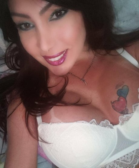 izabellifrazaoo pretty pornstar pic