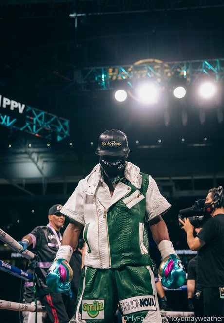 floydmayweather model nude images