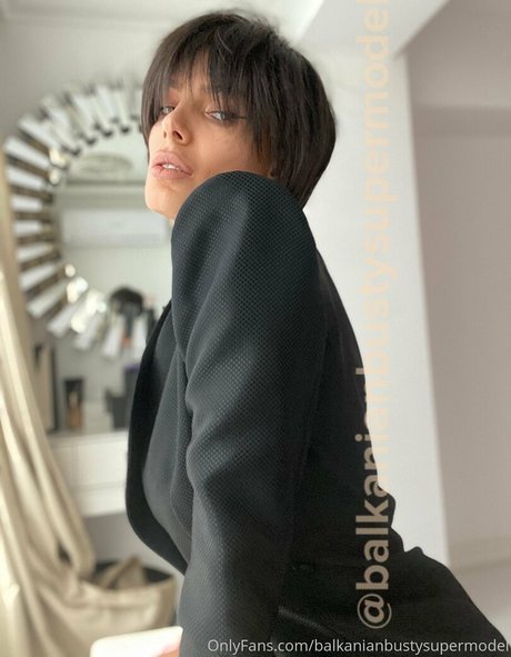 balkanianbustysupermodel sex actress photos