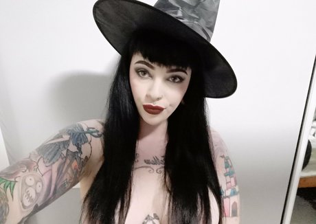 ladygraves model nice pics