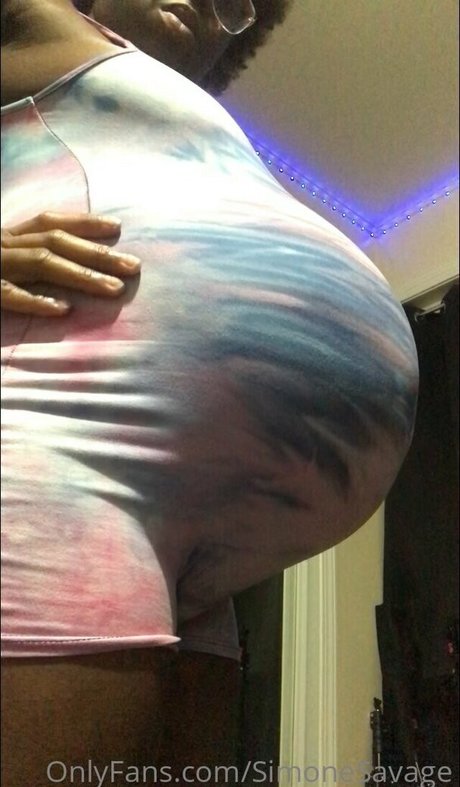 simonesavage sexy model photos