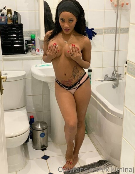 kikiminaj pornstar picture