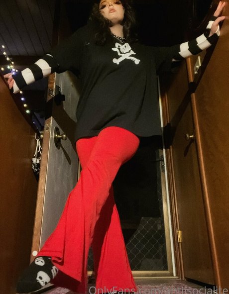 antiisocialite star nice image