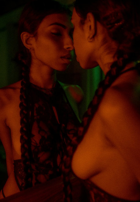 Hashini Guruge model pretty img