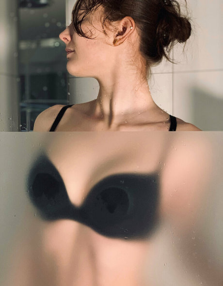 janeyslifepeek model naked gallery