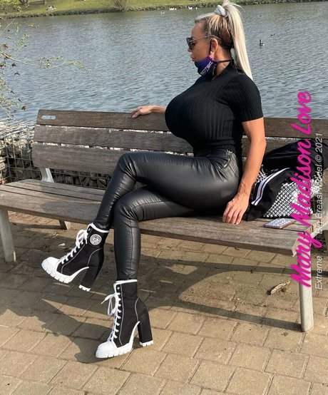 hairy lesbian onlyfans perfect photos