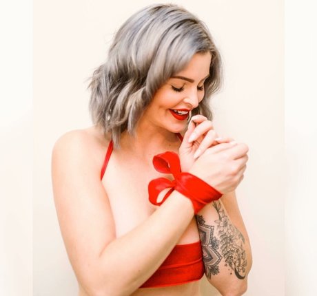 Natalie Rose sexy model archive