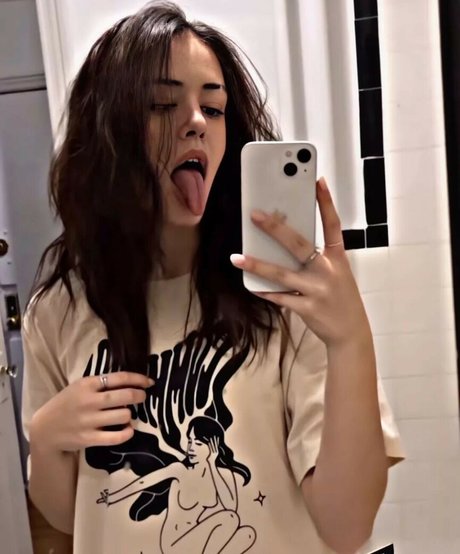 Kaylee Bryant erotic model pictures