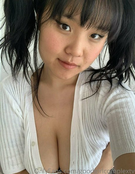 goodgirlcomplextv star hot photo