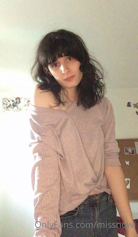 missnowi pretty actress archive