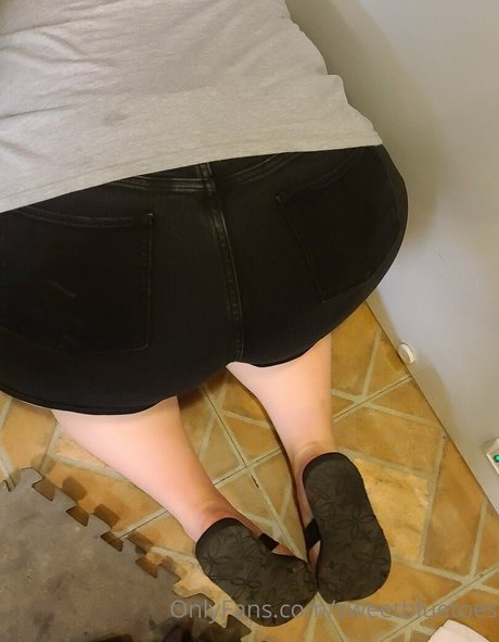 sweetbluetoes Profile pic