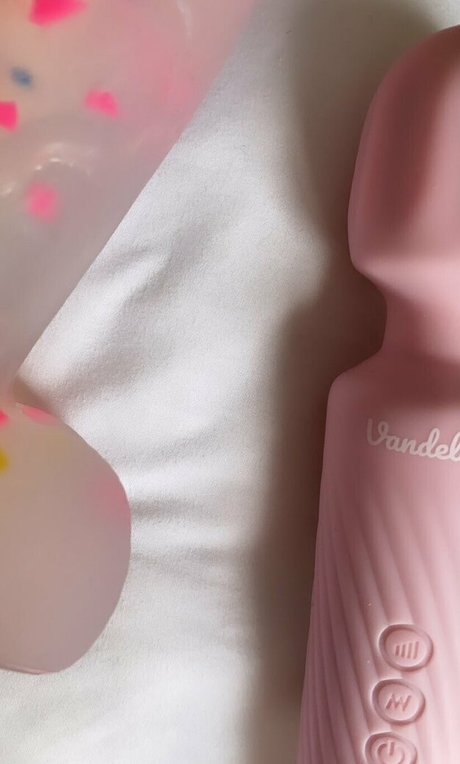 lottieskyee star sexy image