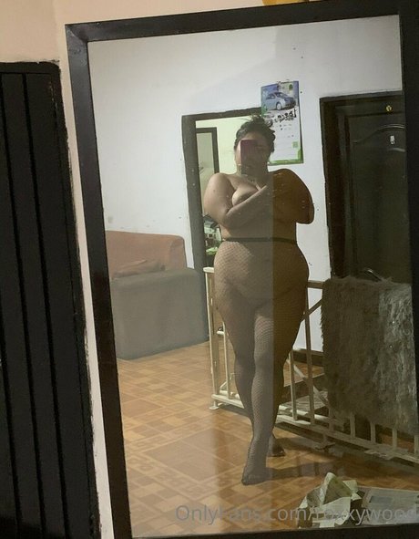 roxxywood pretty pornstar galleries