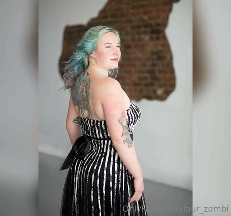 laur zombi adult star pic