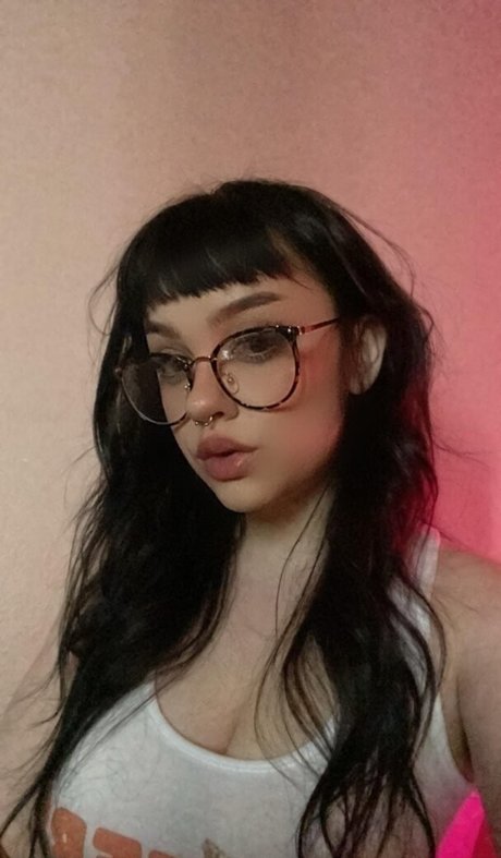 uraigf exclusive model picture