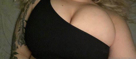 nessmarie pornstar top picture