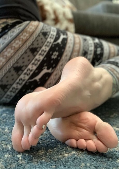 milf yoga onlyfans hot image