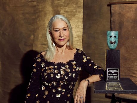 lesbian kissing onlyfans hot sexy pictures