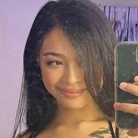 Skybethanyyy high quality model img