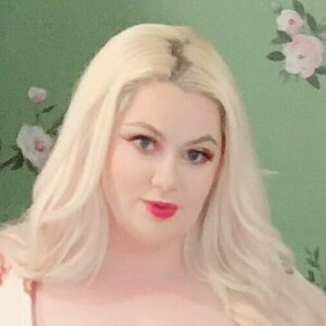 klaudiakelly exclusive model image