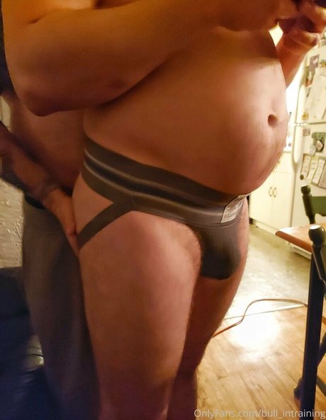 bull intraining star erotic pictures