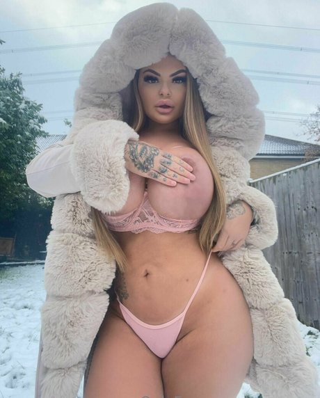 mr essex pornographic actress pictures