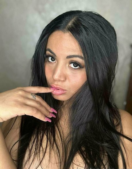 la cetaceass nudes model photo