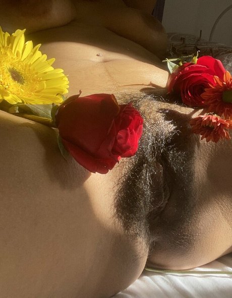 Droolydog model exclusive image