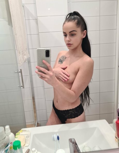 sweetflower07 nudes actress picture