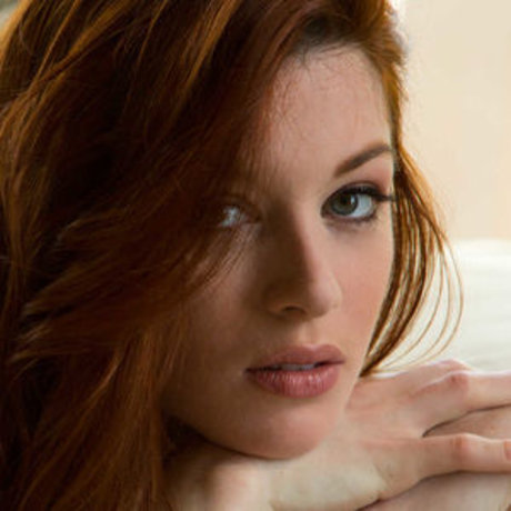 Jessica Stoyadinovich nude actress archive