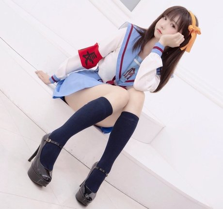 Lee Lyn model best photo