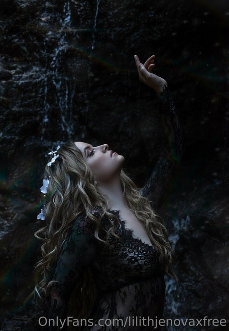 lilithjenovaxfree star galleries