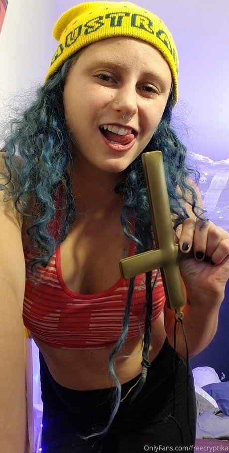 freecryptika naked pornstar image
