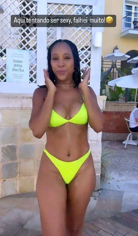 Negra Li nude actress images