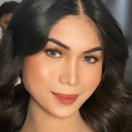 Breanna Skye model porn gallery