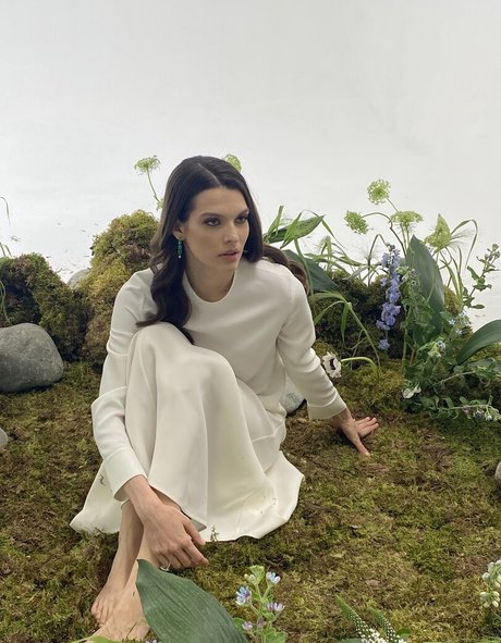 Sasha Zotova top actress images