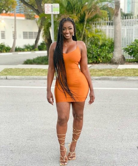 Babeth Lando star pornographic pics