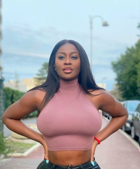 hottest midget onlyfans pornos image