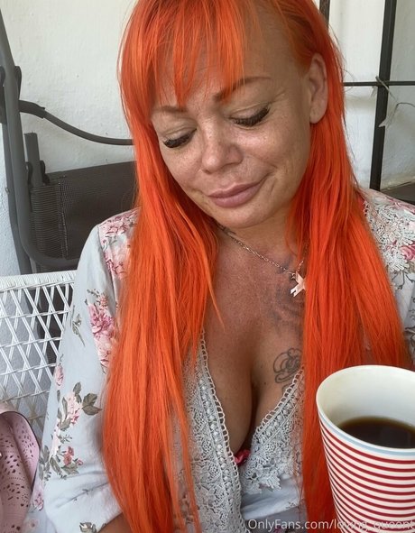 loving queent star nudes pic